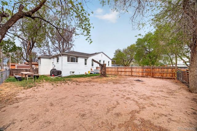 6730 Oneida Street, Commerce City, CO 80022