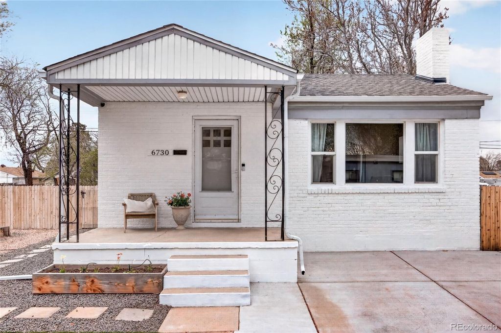 6730 Oneida Street, Commerce City, CO 80022