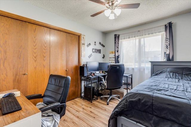 1312 E Warren Ave, Derby, KS 67037