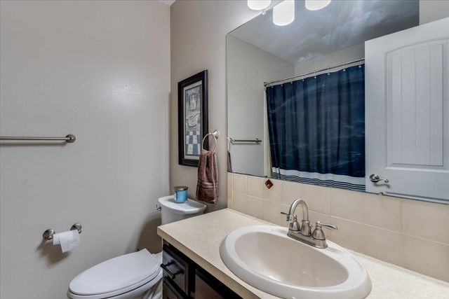1312 E Warren Ave, Derby, KS 67037
