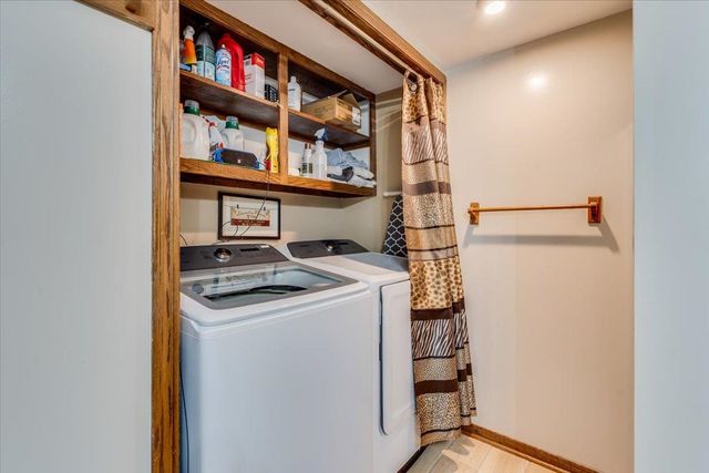 1312 E Warren Ave, Derby, KS 67037