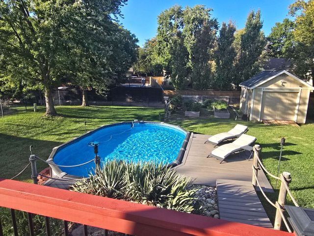 1312 E Warren Ave, Derby, KS 67037