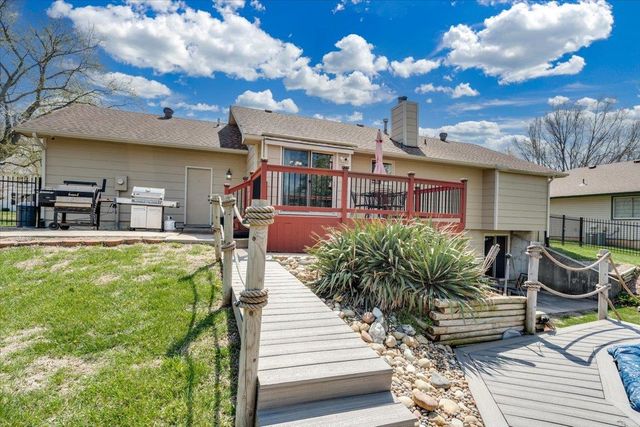 1312 E Warren Ave, Derby, KS 67037
