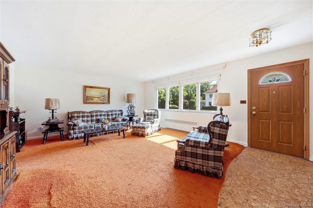 398 Ocean Avenue, Massapequa, NY 11758
