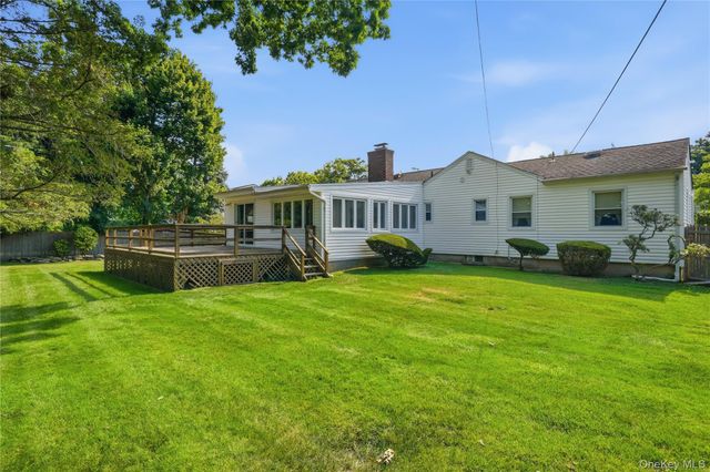 398 Ocean Avenue, Massapequa, NY 11758
