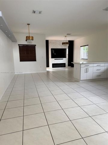16263 SW 55th Terrace, Miami, FL 33185