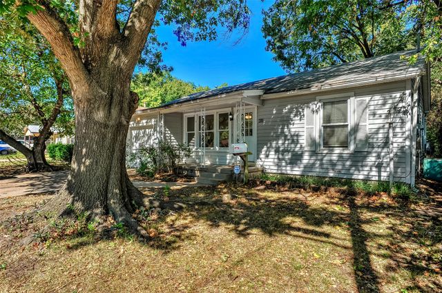 411 W Taylor Street, Sherman, TX 75092