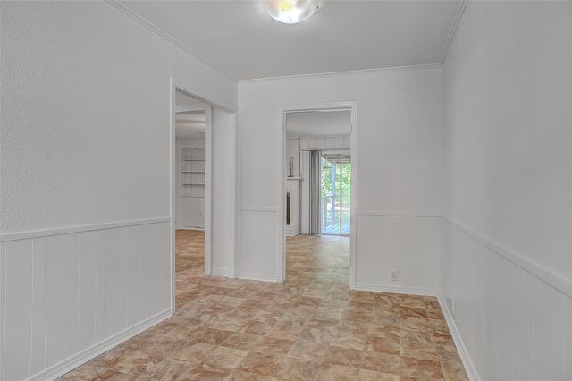 411 W Taylor Street, Sherman, TX 75092