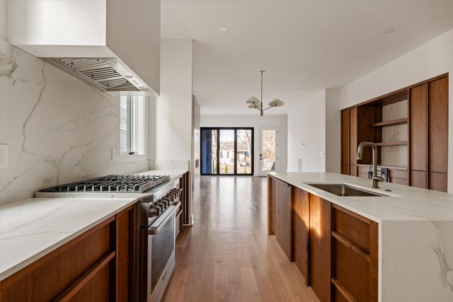 547B Moore Ave, Nashville, TN 37203