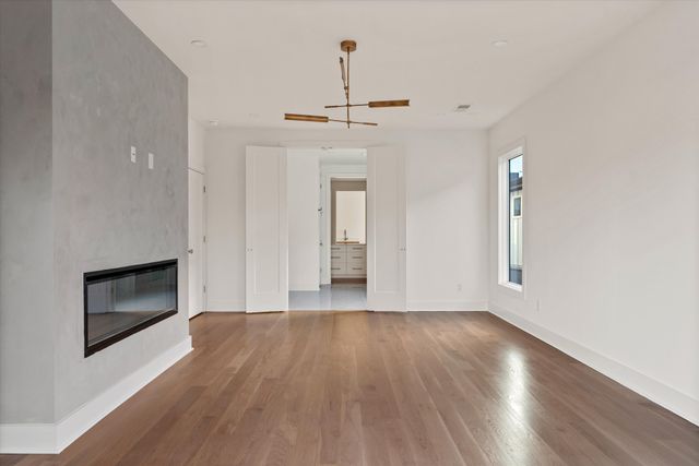 547B Moore Ave, Nashville, TN 37203