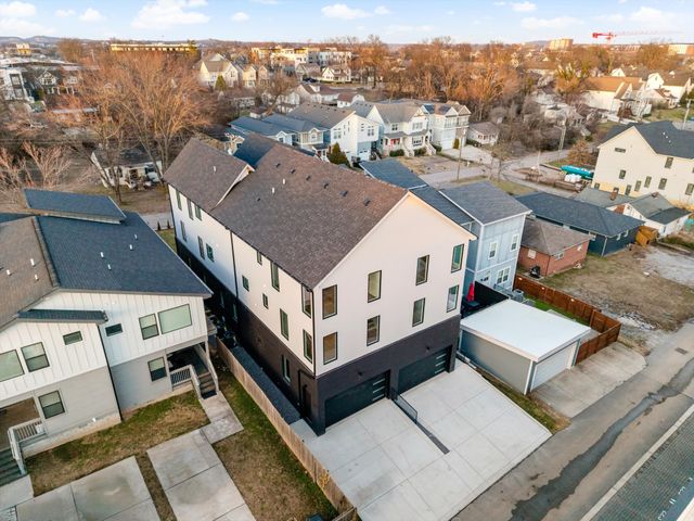 547B Moore Ave, Nashville, TN 37203