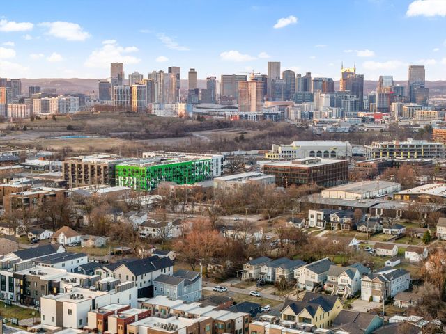 547B Moore Ave, Nashville, TN 37203