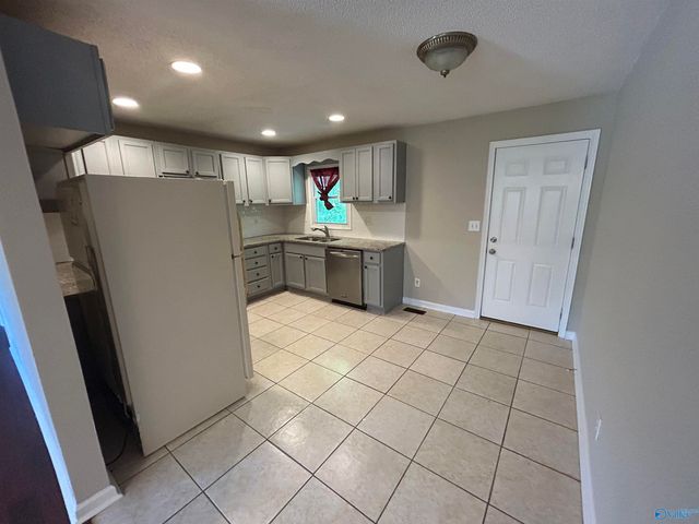 2212 Ricky Road, Huntsville, AL 35810