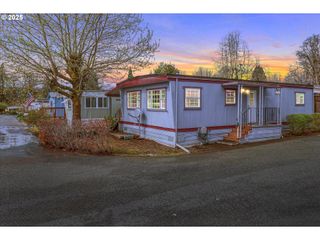 3203 Se VINEYARD Rd 39, Milwaukie, OR 97267
