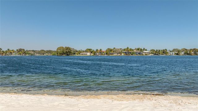 8121 SW 203rd St, Cutler Bay, FL 33189