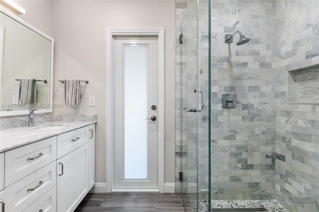 8121 SW 203rd St, Cutler Bay, FL 33189