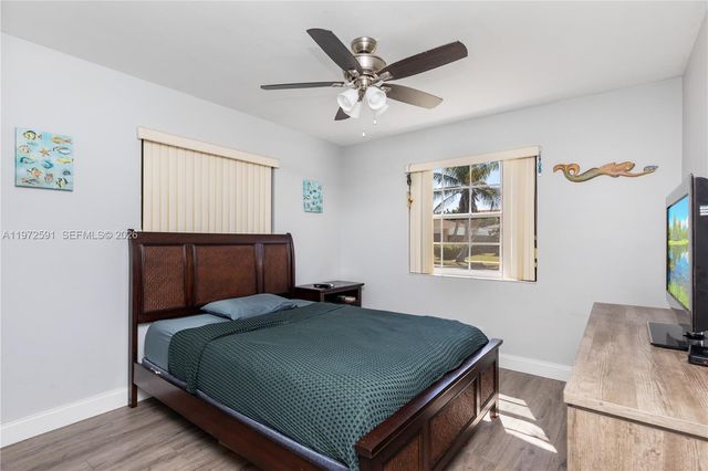 8121 SW 203rd St, Cutler Bay, FL 33189