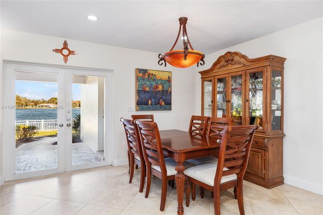 8121 SW 203rd St, Cutler Bay, FL 33189