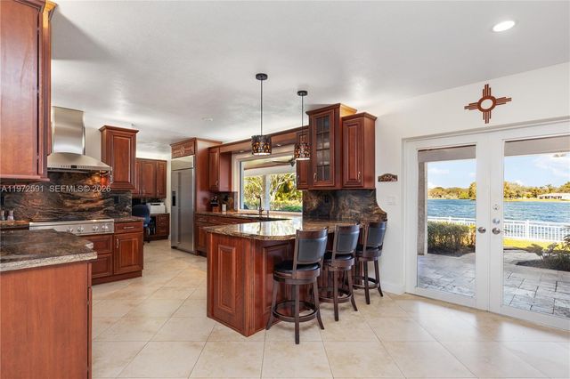 8121 SW 203rd St, Cutler Bay, FL 33189