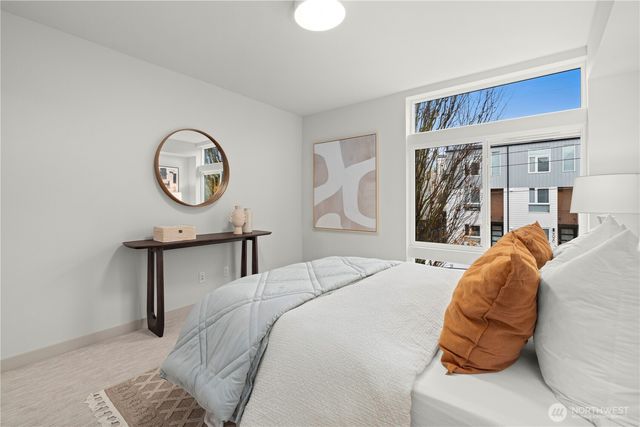 903 B NW 56th Street, Seattle, WA 98107
