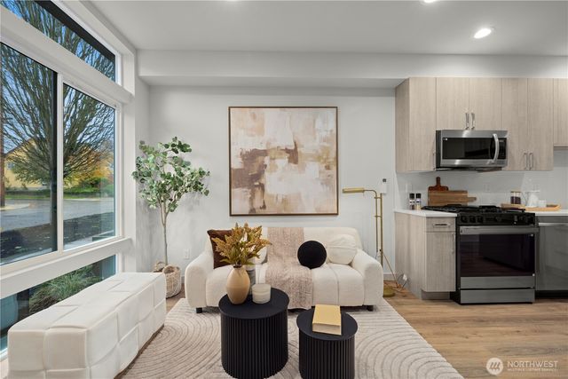 903 B NW 56th Street, Seattle, WA 98107