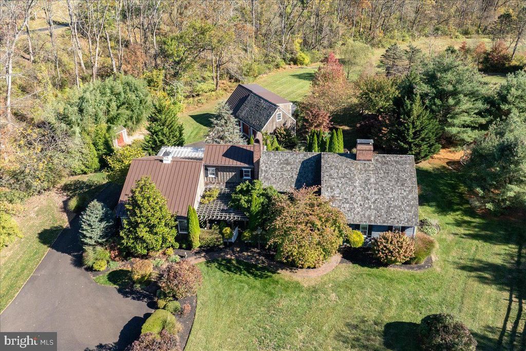 1249 PEBBLE HILL RD, Doylestown, PA 18901
