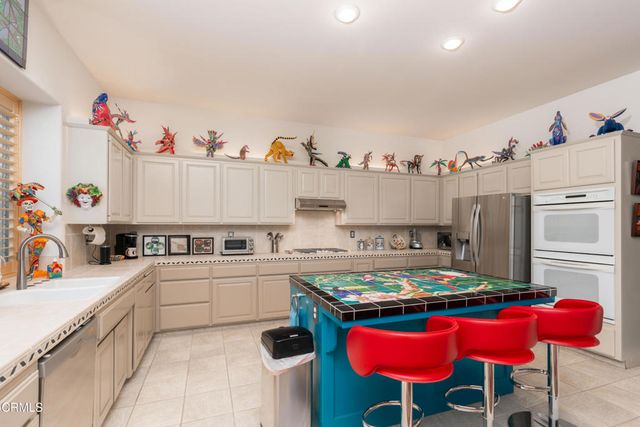 12204 Connery Way, Bakersfield, CA 93312