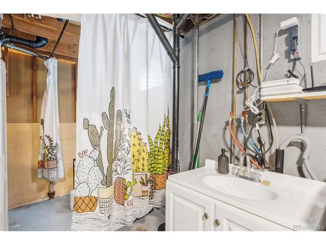 2190 Braun Dr, Golden, CO 80401