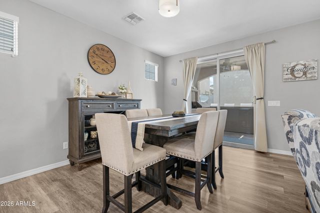 146 E BLUEJAY Drive, Chandler, AZ 85286