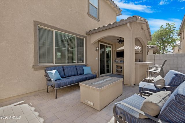 146 E BLUEJAY Drive, Chandler, AZ 85286