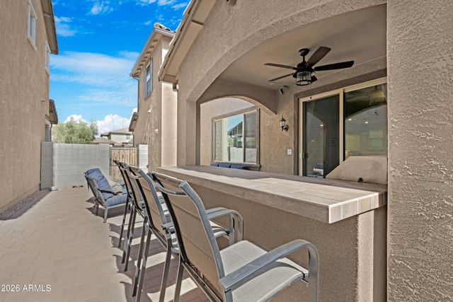 146 E BLUEJAY Drive, Chandler, AZ 85286