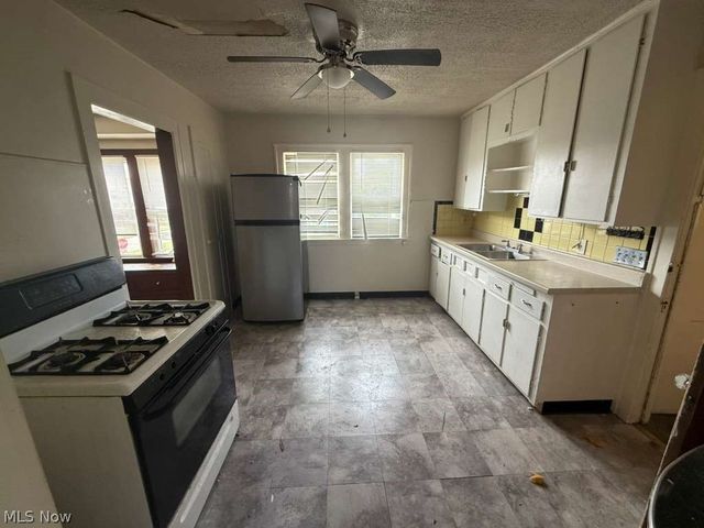 3568 E 110th Street, Cleveland, OH 44105