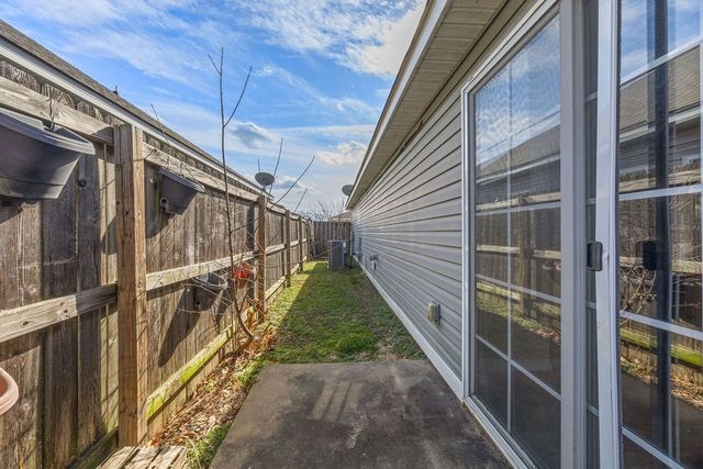 4469 W Pecan Street, Fayetteville, AR 72704