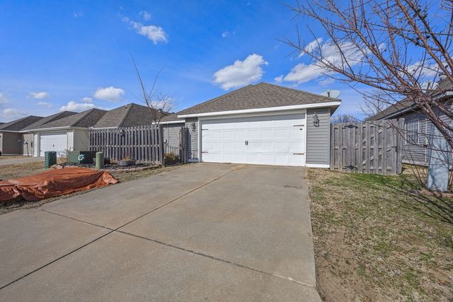 4469 W Pecan Street, Fayetteville, AR 72704