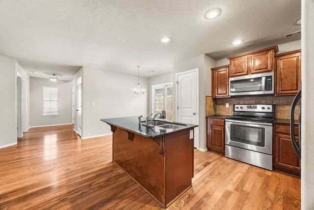 4469 W Pecan Street, Fayetteville, AR 72704