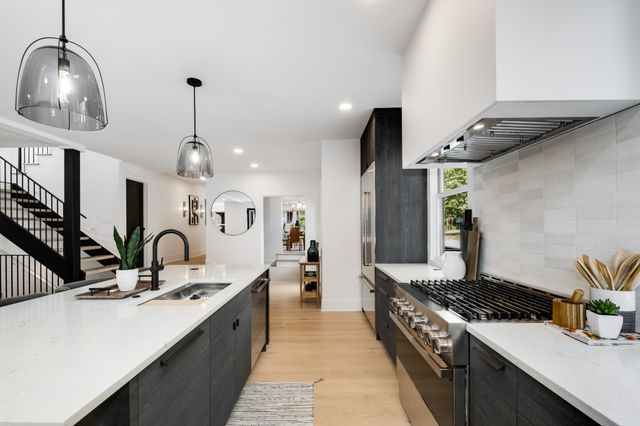 1101 Paris Ave, Nashville, TN 37204