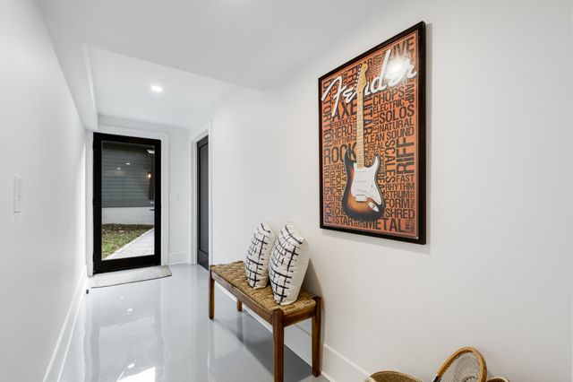 1101 Paris Ave, Nashville, TN 37204