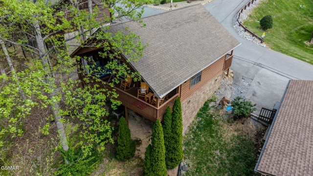 1523 Bears Den Way, Sevierville, TN 37862