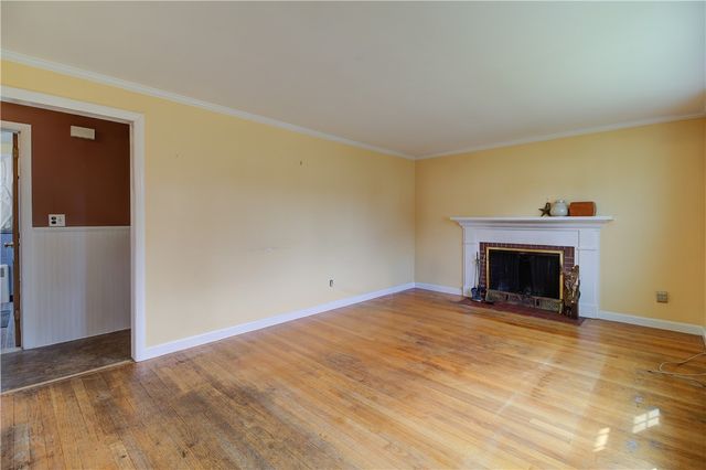 73 lindy Avenue, East Providence, RI 02915