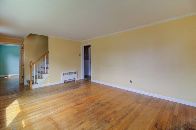 73 lindy Avenue, East Providence, RI 02915