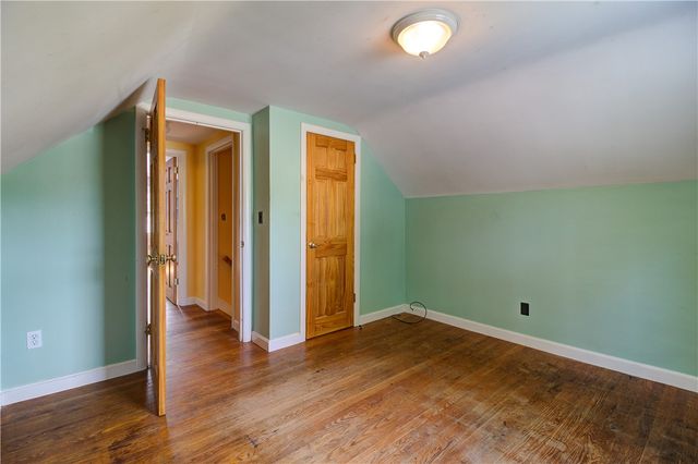73 lindy Avenue, East Providence, RI 02915