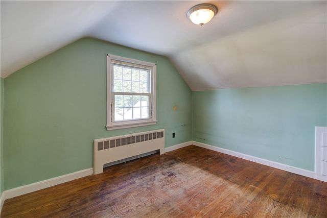 73 lindy Avenue, East Providence, RI 02915