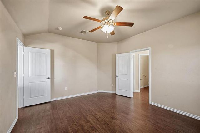 11305 NW 96th Street, Yukon, OK 73099