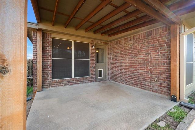 11305 NW 96th Street, Yukon, OK 73099