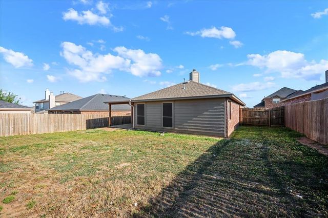 11305 NW 96th Street, Yukon, OK 73099