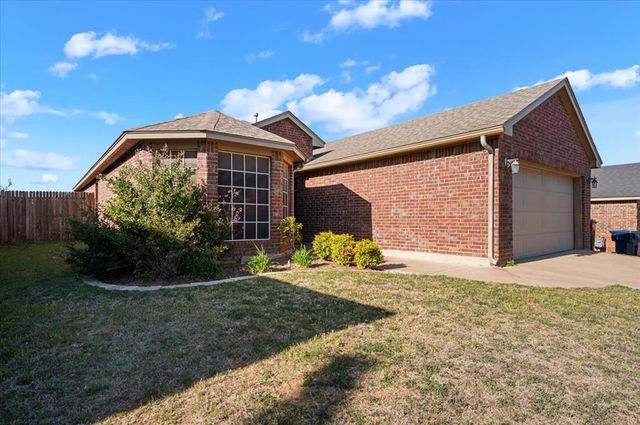11305 NW 96th Street, Yukon, OK 73099