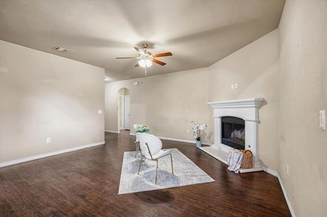 11305 NW 96th Street, Yukon, OK 73099