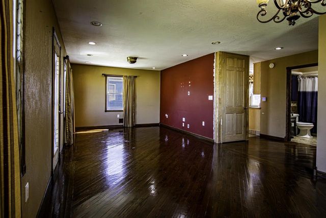 8519 W Adler STREET, Milwaukee, WI 53214