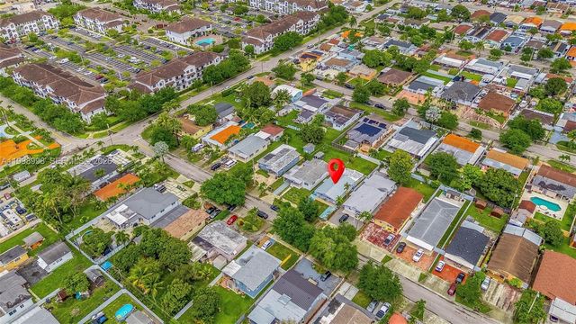 847 W 34th St, Hialeah, FL 33012