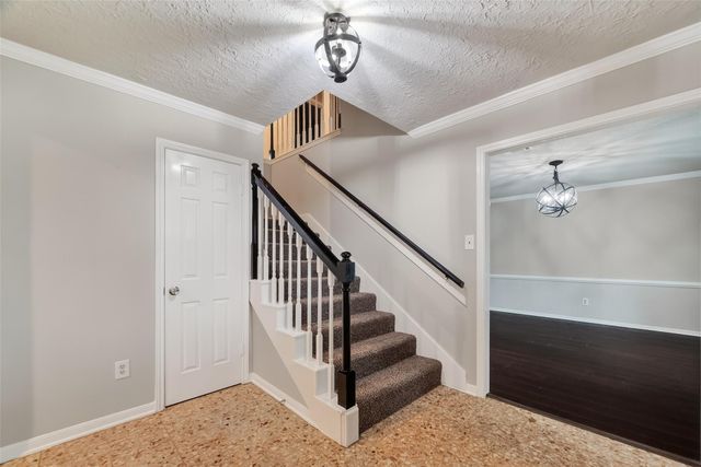 2402 Oak Shores Drive, Houston, TX 77339